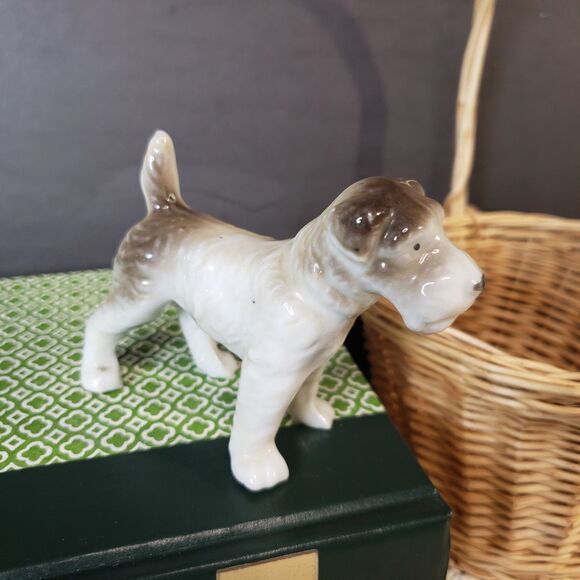 Vintage MCM Miniature Porcelain Schnauzer Dog Figurine 3" Wire Fox Terrier - Picture 3 of 8